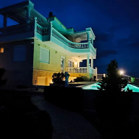 Villa Ulyana Kriaritsi - Athos Sea View & Spa エクステリア 写真
