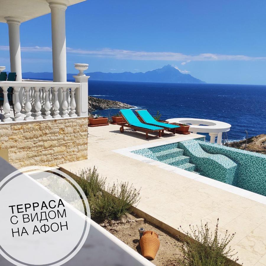 Villa Ulyana Kriaritsi - Athos Sea View & Spa エクステリア 写真