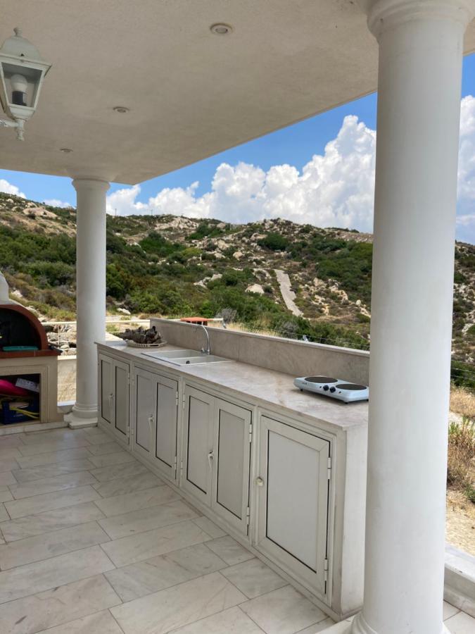 Villa Ulyana Kriaritsi - Athos Sea View & Spa エクステリア 写真