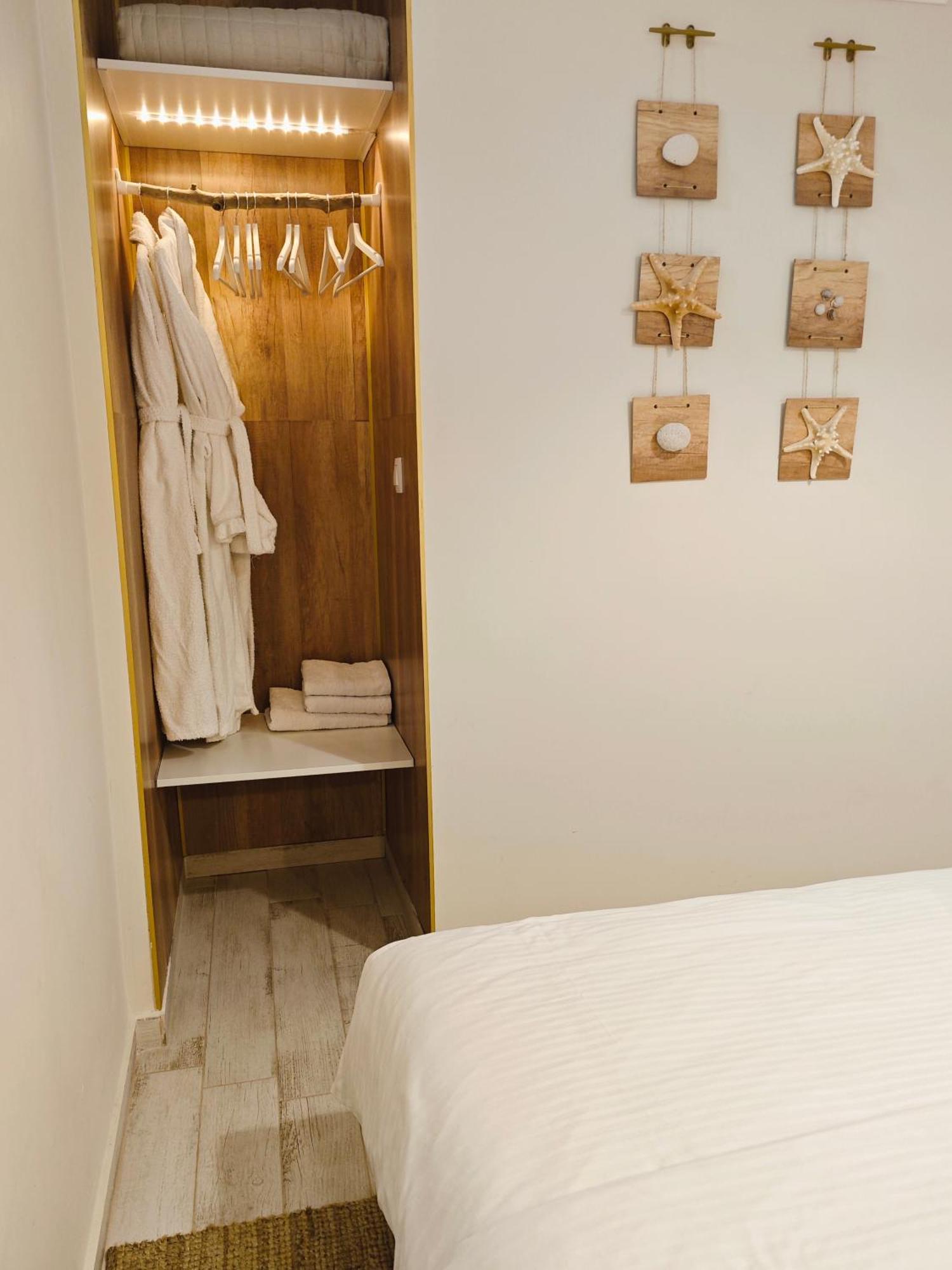 Villa Ulyana Kriaritsi - Athos Sea View & Spa エクステリア 写真